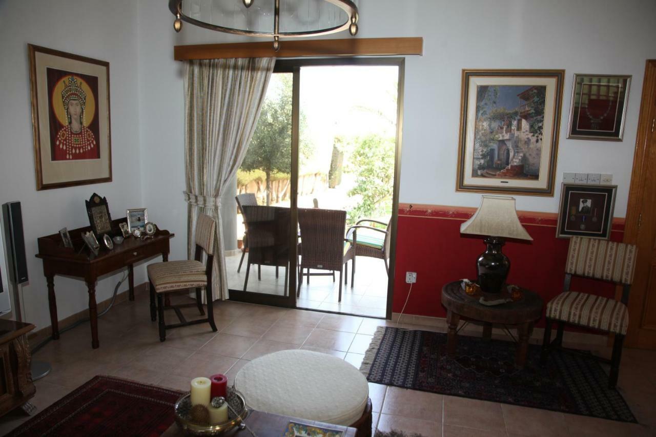 Residence L' Aubrais Limassol Ngoại thất bức ảnh